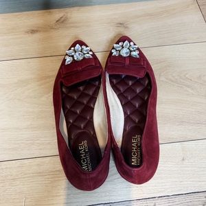 MICHAEL MICHAEL KORS RED VELVET FLATS